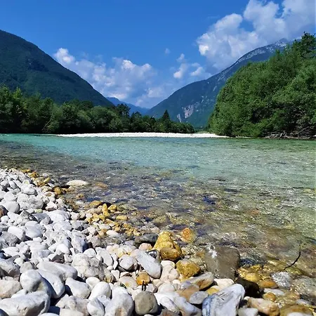 Kemp Socaland Glamping Bovec