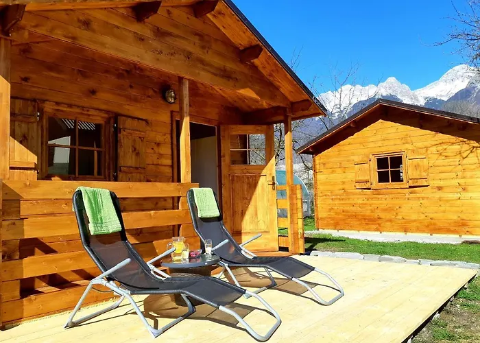 Socaland Glamping Kamp alanı Bovec